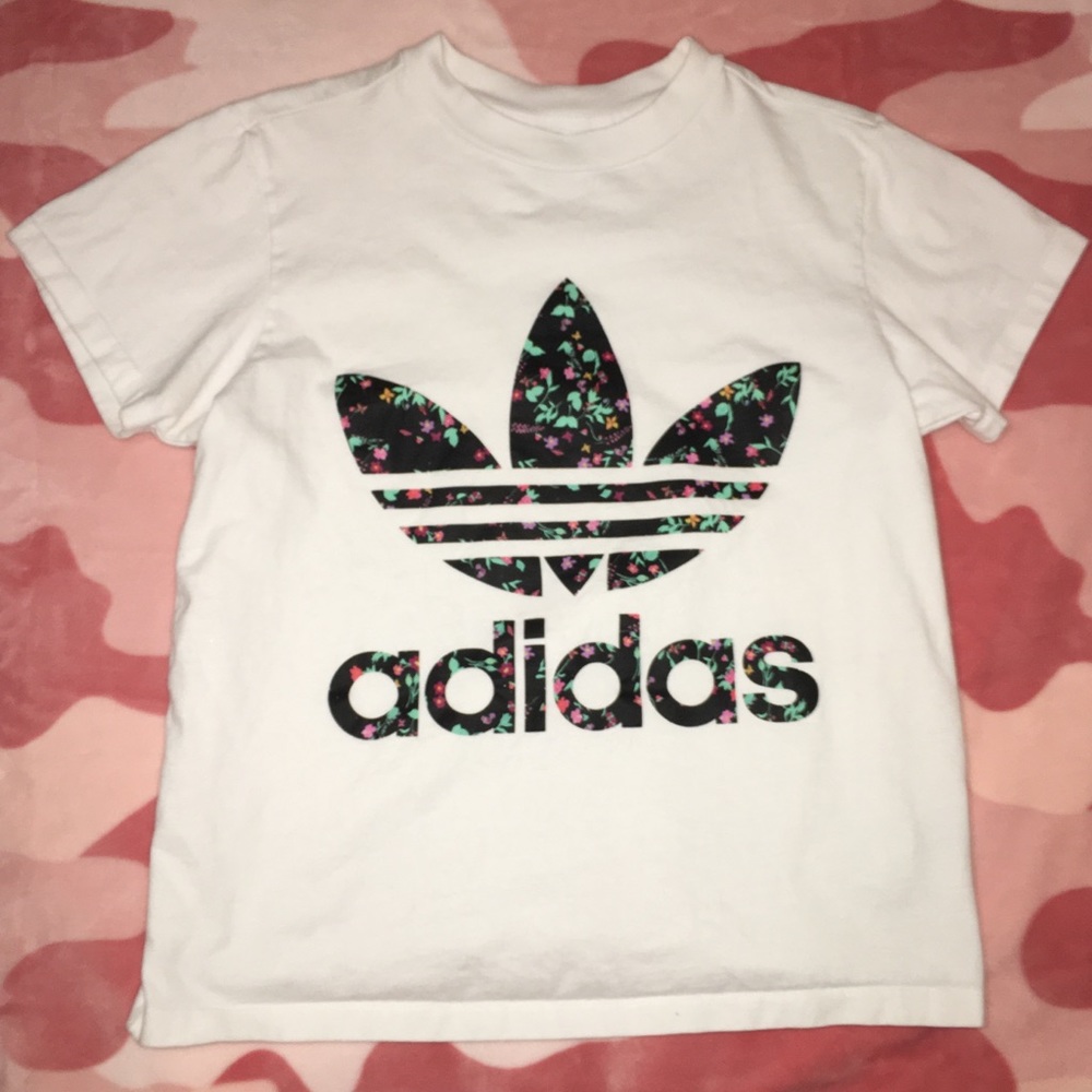 Adidas tshirt